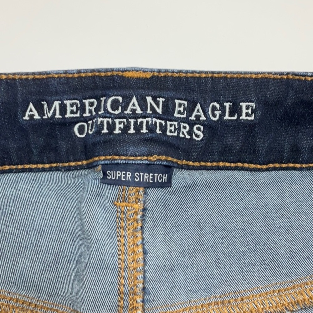 American Eagle Outfitters Super Stretch Hi- Rise Raw Hem Shorts Size 16 - Picture 4 of 7